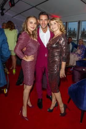 Party - Bertelsmann Regina Halmich, Marcel Remus und Tina Ruland bei der Bertelsmann Party 2023 in der Bertelsmann Hauptstadtrepräsentanz am 15.06.2023 in Berlin. Copyright: xEventpressxKochanx