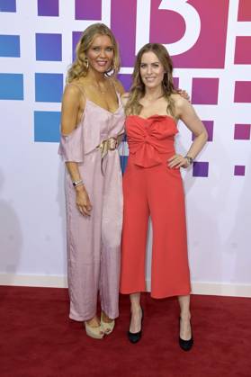 Laura Karasek und Jule Gölsdorf bei der Bertelsmann Party 2023 in der Bertelsmann Repräsentanz Unter den Linden. Berlin, 15.06.2023