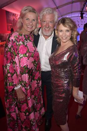 Hera Lind, Engelbert Lainer und Tina Ruland bei der Bertelsmann Party 2023 in der Bertelsmann Repräsentanz Unter den Linden. Berlin, 15.06.2023