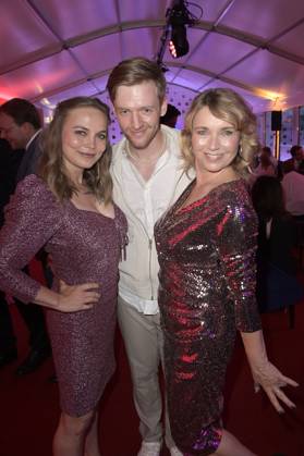 Regina Halmich, Timur Bartels und Tina Ruland bei der Bertelsmann Party 2023 in der Bertelsmann Repräsentanz Unter den Linden. Berlin, 15.06.2023