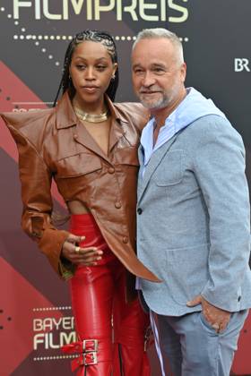 Jazz Aamina und Schauspieler Thomas Darchinger. Roter Teppich,Red Carpet,Bayerischer Filmpreis 2023 am 16.06.2023 im Prinzregententheater in Muenchen.