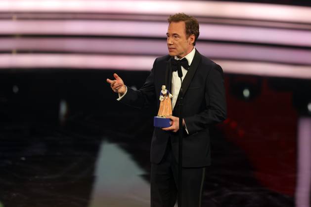 Michael Bully Herbig Verleihung Bayerischer Filmpreis 2022 Ehrenpreisträger Michael Bully Herbig während seiner Dankesrede. Verleihung des 44. Bayerischen Filmpreises 2022 am 16.06.2023 im Münchner Prinzregententheater. München, Bayern, Deutschland.