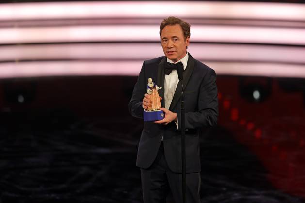 Michael Bully Herbig Verleihung Bayerischer Filmpreis 2022 Ehrenpreisträger Michael Bully Herbig während seiner Dankesrede. Verleihung des 44. Bayerischen Filmpreises 2022 am 16.06.2023 im Münchner Prinzregententheater. München, Bayern, Deutschland.