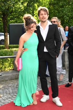 Darya Birnstiel und Philip Birnstiel Verleihung des Bayerischen Filmpreis 22 Ehrung, Auszeichnung, Preis Prinzregenten Theater München 16. Juni 2023