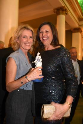 Maria Furtwängler und Ilse Aigner Verleihung des Bayerischen Filmpreis 22 Ehrung, Preis, Auszeichnung Party München 16. Juni 2023