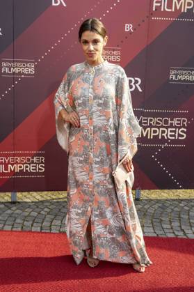 Anna Julia Antonucci bei der Verleihung des 44. Bayerischen Filmpreises 2022 im Prinzregententheater. München, 16.06.2023