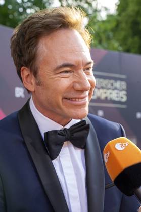 Michael Bully Herbig bei der Verleihung des 44. Bayerischen Filmpreises 2022 im Prinzregententheater. München, 16.06.2023