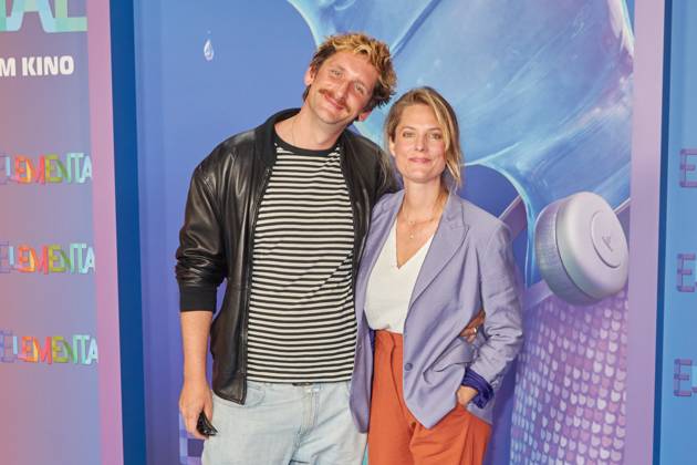 Sebastian Schwarz und Marie Burchard - Deutschlandpremiere von ELEMENTAL im Kino der Kulturbrauerei in Berlin am 18.06.2023. Deutschlandpremiere - ELEMENTAL