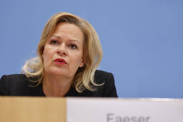 Bundesministerin des Innern und für Heimat Nancy Faeser, Deutschland, Berlin, Bundespressekonferenz, Thema: Vorstellung des Verfassungsschutzberichts 2022