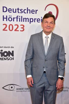 21. Deutscher HörfilmPreis 2023 GF, dbsv andreas bethke Ankunft, zum 21. Deutscher HörfilmPreis 2023 in Berlin am 18.06.2023