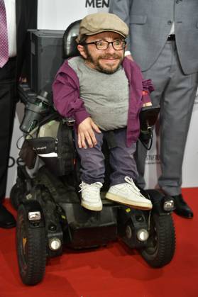 Raul Krauthausen bei der Verleihung des 21. Deutschen Hörfilmpreises 2023 in der Hauptstadtrepräsentanz der Deutschen Telekom. Berlin, 20.06.2023