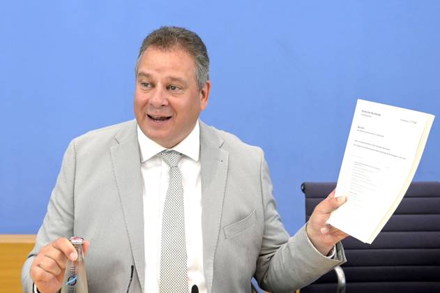 Andreas Mattfeldt bei der Bundespressekonferenz zum Jahresbericht 2022 des Petitionsausschusses im Haus der Bundespressekonferenz. Berlin, 21.06.2023