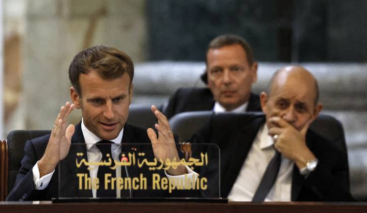French President Emmanuel Macron in Baghdad - Iraq French President Emmanuel Macron speaks, accompanied by French Foreign Affairs Minister Jean-Yves Le Drian (R), during the Baghdad conference in the Iraqi capital on August 28, 2021. (Photo by Ludovic MARIN POOL ABACAPRESS.COM Baghdad Iraq Copyright: xMarinxLudovic Pool ABACAx 778120_030 MarinxLudovic Pool ABACAx 778120_030