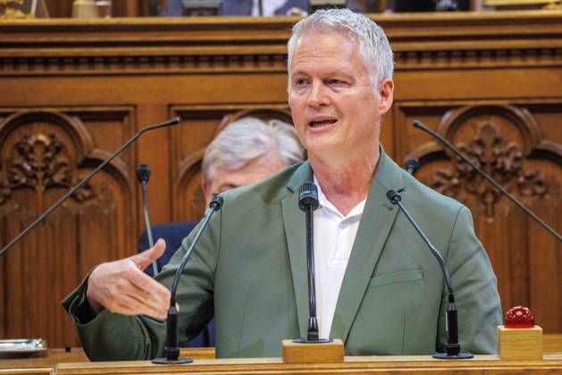 20230627 Wiener Gemeinderat - Rechnungsabschluss 2022 WIEN, OESTERREICH - JUNI 27: Abgeordnete zum Wiener Landtag und Gemeinderat Klubobmann Sprecher fuer Kontrolle und Korruptionsbekaempfung David Ellensohn (GRUeNE) beim Wiener Gemeinderat - - Rechnungsabschluss 2022 im Rathaus am 27. Juni 2023 in Wien, Oesterreich. 230627_SEPA_10_106 Copyright: xmichaelxindrax SEPAxMedia