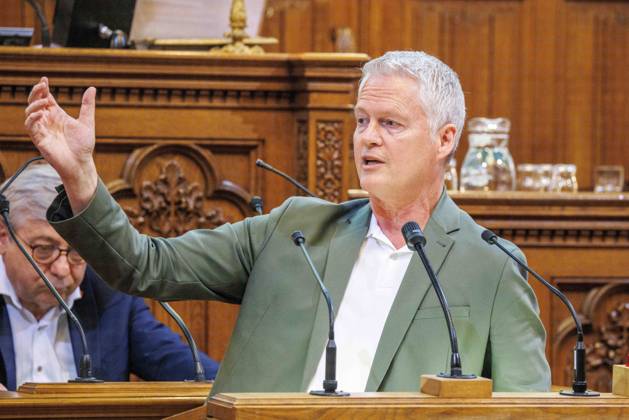 20230627 Wiener Gemeinderat - Rechnungsabschluss 2022 WIEN, OESTERREICH - JUNI 27: Abgeordnete zum Wiener Landtag und Gemeinderat Klubobmann Sprecher fuer Kontrolle und Korruptionsbekaempfung David Ellensohn (GRUeNE) beim Wiener Gemeinderat - - Rechnungsabschluss 2022 im Rathaus am 27. Juni 2023 in Wien, Oesterreich. 230627_SEPA_10_111 Copyright: xmichaelxindrax SEPAxMedia