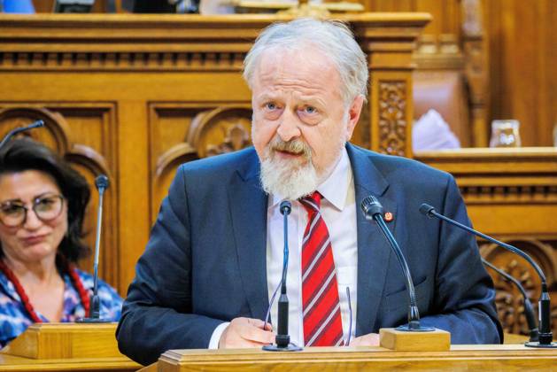 20230628 Wiener Gemeinderat - Rechnungsabschluss 2022 WIEN, OESTERREICH - JUNI 28: Abgeordneter zum Wiener Landtag und Gemeinderat Gerhard Schmid (SPOe) beim Wiener Gemeinderat - - Rechnungsabschluss 2022 im Rathaus am 28. Juni 2023 in Wien, Oesterreich. 230628_SEPA_10_139 Copyright: xmichaelxindrax SEPAxMedia