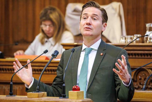 20230628 Wiener Gemeinderat - Rechnungsabschluss 2022 WIEN, OESTERREICH - JUNI 28: Abgeordneter zum Wiener Landtag und Gemeinderat Josef Mantl (OeVP) beim Wiener Gemeinderat - - Rechnungsabschluss 2022 im Rathaus am 28. Juni 2023 in Wien, Oesterreich. 230628_SEPA_10_031 Copyright: xmichaelxindrax SEPAxMedia