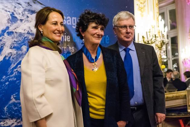 Medal Ceremony - Paris French sailor Isabelle Autissier with the order of Commandeur de l Ordre National du Merite during a ceremony at the ministry s headquarters, in Paris, France on January 24, 2017. Photo by Samuel Boivin ABACAPRESS.COM Paris France  Copyright: xBoivinxSamuel ABACAx 579583_023 BoivinxSamuel ABACAx 579583_023