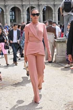 PFW Haute Couture Elie Saab Outside Arrivals JR Nieves Alvarez at Elie Saab show during Haute Couture Fashion Week in Paris, France on July 5, 2023. Photo by Julien Reynaud APS-Medias ABACAPRESS.COM Paris France Copyright: xReynaudxJulien APS-Medias ABACAx 859674_043 ReynaudxJulien APS-Medias ABACAx 859674_043