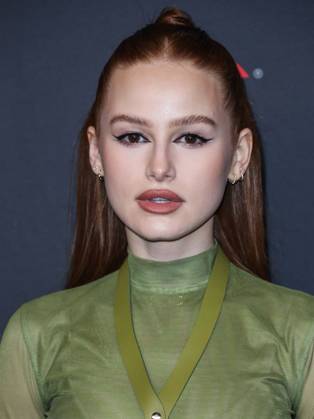 PaleyFest LA - The CW s Riverdale American actress Madelaine Petsch arrives at the 2022 PaleyFest LA - The CW s Riverdale held at the Dolby Theatre on April 9, 2022 in Hollywood, Los Angeles, CA, USA. Photo by Xavier Collin Image Press Agency ABACAPRESS.COM Los Angeles CA United States Copyright: xCollinxXavier ImagexPressxAgencyxABACAx 805659_049 CollinxXavier ImagexPressxAgencyxABACAx 805659_049