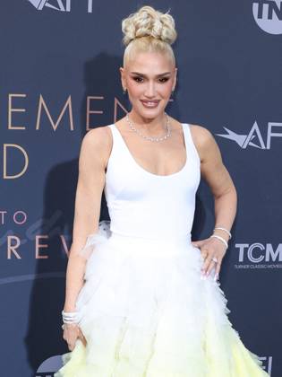 AFI Life Achievement Award Honoring Julie Andrews - LA HOLLYWOOD, LOS ANGELES, CALIFORNIA, USA - JUNE 09: American singer Gwen Stefani arrives at the 48th Annual AFI Life Achievement Award Honoring Julie Andrews held at the Dolby Theatre on June 9, 2022 in Hollywood, Los Angeles, California, United States. Photo by Xavier Collin Image Press Agency ABACAPRESS.COM Los Angeles California United States Copyright: xCollinxXavier ImagexPressxAgencyxABACAx 813507_046 CollinxXavier ImagexPressxAgencyxABACAx 813507_046