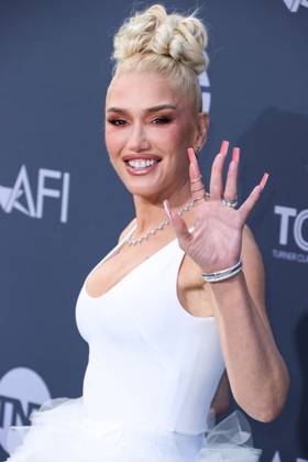 AFI Life Achievement Award Honoring Julie Andrews - LA HOLLYWOOD, LOS ANGELES, CALIFORNIA, USA - JUNE 09: American singer Gwen Stefani arrives at the 48th Annual AFI Life Achievement Award Honoring Julie Andrews held at the Dolby Theatre on June 9, 2022 in Hollywood, Los Angeles, California, United States. Photo by Xavier Collin Image Press Agency ABACAPRESS.COM Los Angeles California United States Copyright: xCollinxXavier ImagexPressxAgencyxABACAx 813507_050 CollinxXavier ImagexPressxAgencyxABACAx 813507_050