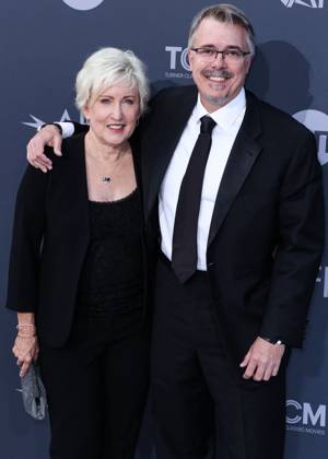 AFI Life Achievement Award Honoring Julie Andrews - LA HOLLYWOOD, LOS ANGELES, CALIFORNIA, USA - JUNE 09: Holly Rice and partner American author Vince Gilligan arrive at the 48th Annual AFI Life Achievement Award Honoring Julie Andrews held at the Dolby Theatre on June 9, 2022 in Hollywood, Los Angeles, California, United States. Photo by Xavier Collin Image Press Agency ABACAPRESS.COM Los Angeles California United States Copyright: xCollinxXavier ImagexPressxAgencyxABACAx 813507_062 CollinxXavier ImagexPressxAgencyxABACAx 813507_062
