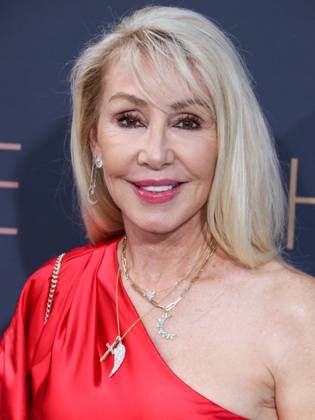 AFI Life Achievement Award Honoring Julie Andrews - LA HOLLYWOOD, LOS ANGELES, CALIFORNIA, USA - JUNE 09: American songwriter Linda Thompson arrives at the 48th Annual AFI Life Achievement Award Honoring Julie Andrews held at the Dolby Theatre on June 9, 2022 in Hollywood, Los Angeles, California, United States. Photo by Xavier Collin Image Press Agency ABACAPRESS.COM Los Angeles California United States Copyright: xCollinxXavier ImagexPressxAgencyxABACAx 813507_095 CollinxXavier ImagexPressxAgencyxABACAx 813507_095