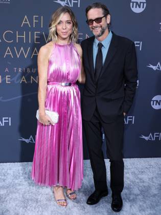AFI Life Achievement Award Honoring Julie Andrews - LA HOLLYWOOD, LOS ANGELES, CALIFORNIA, USA - JUNE 09: American television writer Sian Heder and husband American actor David Newsom arrive at the 48th Annual AFI Life Achievement Award Honoring Julie Andrews held at the Dolby Theatre on June 9, 2022 in Hollywood, Los Angeles, California, United States. Photo by Xavier Collin Image Press Agency ABACAPRESS.COM Los Angeles California United States Copyright: xCollinxXavier ImagexPressxAgencyxABACAx 813507_098 CollinxXavier ImagexPressxAgencyxABACAx 813507_098