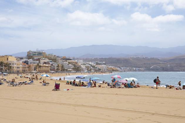 Strand Playa de las Canteras, Las Palmas, Provinz Las Palmas, Gran Canaria, Kanarische Inseln, Spanien, Europa Copyright: imageBROKER/MartinaxKatz ibxcxb09426850
