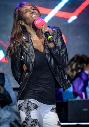 05.08.2023, xlakx, Entertainment Musik, SchlagerHammer 2023 in Oranienburg emspor, v.l. Nadja Abd el Farrag bei der grossen Schlager Radio Sommerparty im Schlosspark Oranienburg. Oranienburg