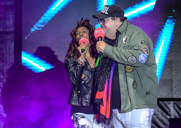 05.08.2023, xlakx, Entertainment Musik, SchlagerHammer 2023 in Oranienburg emspor, v.l. Gemeinsam mit Andreas Ellermann will Nadja Abd el Farrag groß rauskommen. Heute feiern beide beim SchlagerHammer in Oranienburg ihren ersten Schlager-Festival Auftritt. Oranienburg
