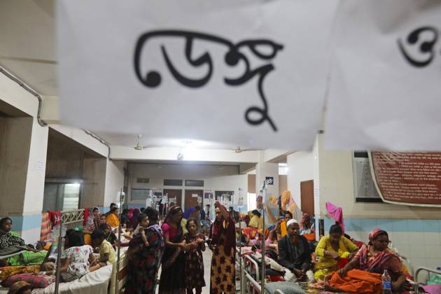 Bangladesh Confronts Surge In Dengue Cases - Dhaka People suffering from dengue fever as they admitted for treatment at a government hospital in Dhaka, Bangladesh, on August 12, 2023. The dengue outbreak in Bangladesh has taken a worrisome turn as the number of cases and fatalities continue to rise, signaling an alarming trend this year. Photo by Habibur Rahman ABACAPRESS.COM Dhaka 1100 Bangladesh Copyright: xHabiburxRahman ABACAx 863765_010 HabiburxRahman ABACAx 863765_010
