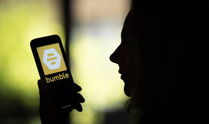 Social Media User Illustration Photos The Bumble logo is seen in this photo illustration on 22 August, 2023 in Warsaw, Poland. Warsaw Poland  Copyright: xJaapxArriensx originalFilename: arriens-socialme230822_npScu.jpg