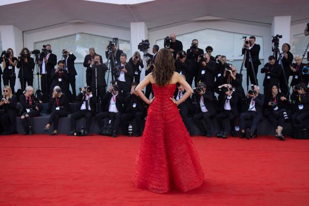 Bilder des Jahres 2023, Entertainment 08 August Entertainment Themen der Woche KW35 Entertainment Bilder des Tages News - Opening red carpet - 80Â° Venice Internationa fil festival Caterina Murino attends the opening red carpet at the 80th Venice International Film Festival at on August 30, 2023 in Venice, Italy. Photo: Cinzia Camela. Lido di Venezia Palazzo del Cinema Italy Copyright: xCinziaxCamelax xLiveMediax LPN_1032686