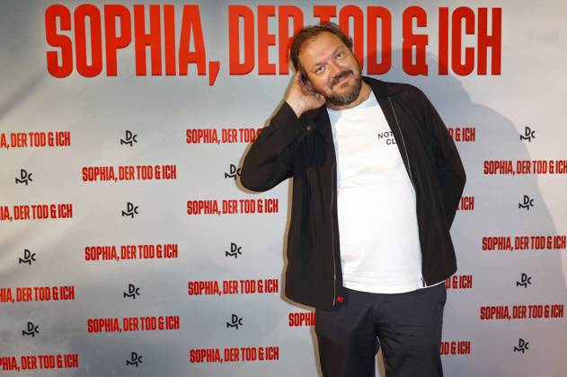 Bilder des Jahres 2023, Entertainment 08 August Entertainment Themen der Woche KW35 Entertainment Bilder des Tages Charly Hübner bei der Premiere des Kinofilms Sophia, der Tod und ich in der Lichtburg. Essen, 31.08.2023