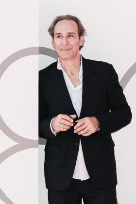 Venice - Premio Cartier Glory To The Filmaker Award Ceremony Alexandre Desplat arrives to Palazzo del Cinema to attending award ceremony of Premio Cartier Glory to the Filmaker 2023 at the 80th Venice International Film Festival on September 01, 2023 in Venice, Italy. Photo by Marco Piovanotto ABACAPRESS:COM Venice Italy  Copyright: xPiovanottoxMarco ABACAx 865934_005 PiovanottoxMarco ABACAx 865934_005