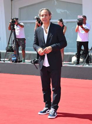 Venice, 80th Venice Film Festival 2023. Day 3 - Cartier Glory to the Filmaker Award 2023 Venice, 80th Venice Film Festival 2023 . Day 3 - Cartier Glory to the Filmaker Award 2023. In the photo Alexandre Desplat Venice -  Copyright: xIPA ABACAx BRIPA20230901_719 IPA ABACAx BRIPA20230901_719