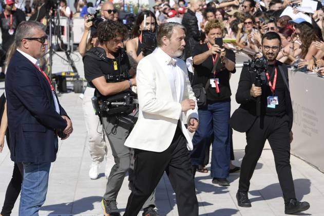 Mads Mikkelsen bei der Premiere des Kinofilms Bastarden The Promised Land auf der Biennale di Venezia 2023 80. Internationale Filmfestspiele von Venedig im Palazzo del Cinema. Venedig, 01.09.2023
