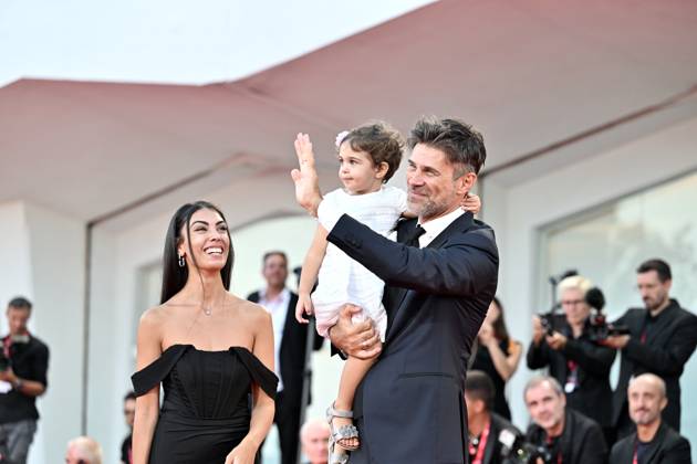 Kineo Prize, Venice Film Festival, Italy - 02 Sep 2023 Fabio Fulco e Veronica Papa with a daugther Agnes during Kineo Prize. 80th Venice International Film Festival on September 2, 2023 in Venice, Italy, Credit:Maria Laura Antonelli Avalon Italy, Venice  Copyright: xMariaxLauraxAntonellix xAvalonx 0802405427