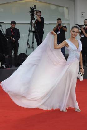 Anna Safroncik bei der Verleihung des Kineo Award 2023 auf der Biennale di Venezia 2023 80. Internationale Filmfestspiele von Venedig im Palazzo del Cinema. Venedig, 02.09.2023