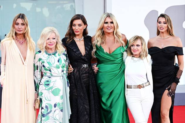Venice, 80th Venice Film Festival 2023, Evening 6. Red Carpet Diva and Woman. Venice, 80th Venice Film Festival 2023, Evening 6. Red Carpet Diva and Woman. In the photo Rita Pavone, Sandra Milo, Tiziana Rocca, Margareth Made, Sveva Alviti, IVANA MRAZOVA Venice -  Copyright: xIPA ABACAx BRIPA20230904_1299 IPA ABACAx BRIPA20230904_1299