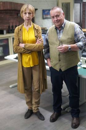 Katharina Blaschke und Udo Kroschwald beim Fototermin am Set der ZDF Krimiserie SOKO Wismar im Studio Adlershof. Berlin, 04.09.2023
