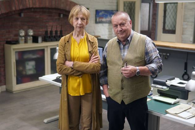 Katharina Blaschke und Udo Kroschwald beim Fototermin am Set der ZDF Krimiserie SOKO Wismar im Studio Adlershof. Berlin, 04.09.2023