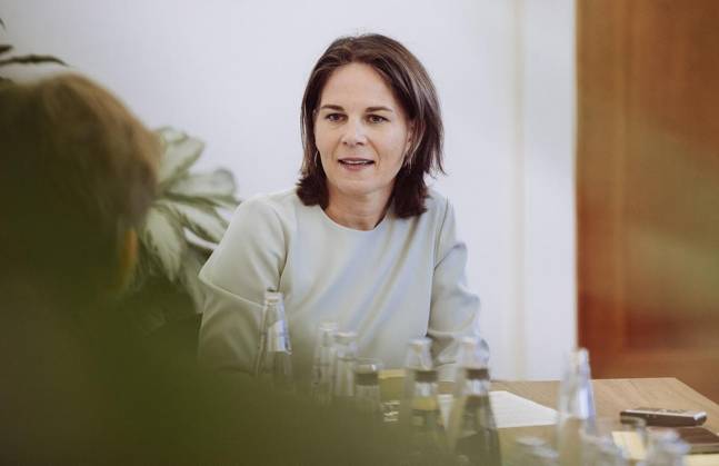 Annalena Baerbock (Bündnis 90 Die Grünen), Bundesministerin des Auswärtigen, gibt der Funke Mediengruppe am 05.09.2023 ein Interview in ihren Büroräumen im Auswärtigen Amt Copyright: AnikkaxBauer