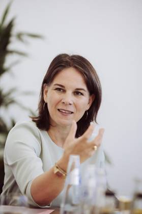Annalena Baerbock (Bündnis 90 Die Grünen), Bundesministerin des Auswärtigen, gibt der Funke Mediengruppe am 05.09.2023 ein Interview in ihren Büroräumen im Auswärtigen Amt Copyright: AnikkaxBauer