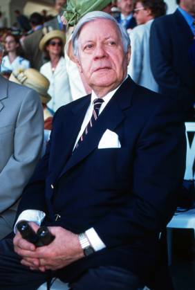 SPD Politiker und Ex Bundeskanzler Helmut Schmidt, circa 1990. Copyright: HartwigxValdmanis Nur redaktionelle Nutzung. Editorial usage only. VAL_720002755
