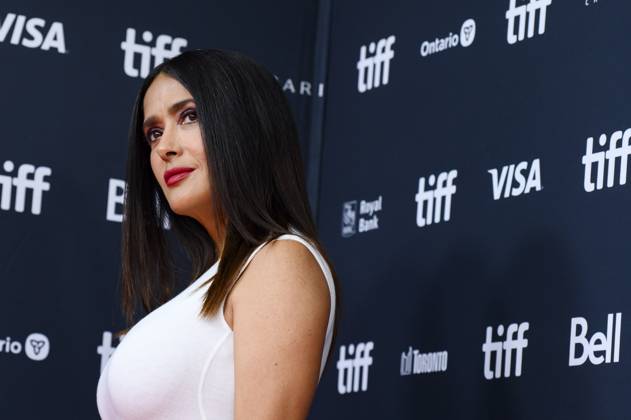 Bilder des Jahres 2023, Entertainment 09 September Entertainment Themen der Woche KW37 Entertainment Bilder des Tages September 13, 2023, Toronto, ON, Canada: Salma Hayek Pinault is photographed on the red carpet for the film El Sabor de la Navidad during the Toronto International Film Festival, in Toronto on Wednesday, September 13, 2023. Toronto Canada  - ZUMAc35_ 20230913_zaf_c35_077 Copyright: xChristopherxKatsarovx