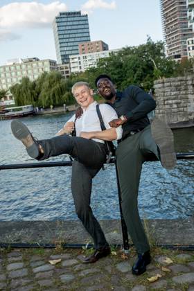 Award - Deutscher Schauspielpreis 2023 Julius Nitschkoff und Farba Dieng bei der Verleihung Deutscher Schauspielpreis 2023 im Spindler und Klatt am 15.09.2023 in Berlin. Copyright: xEventpressxKochanx