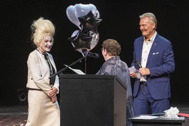 RECORD DATE NOT STATED 5 Theaterpreise in Oberhausen Copyright: ChristophxWojtyczka